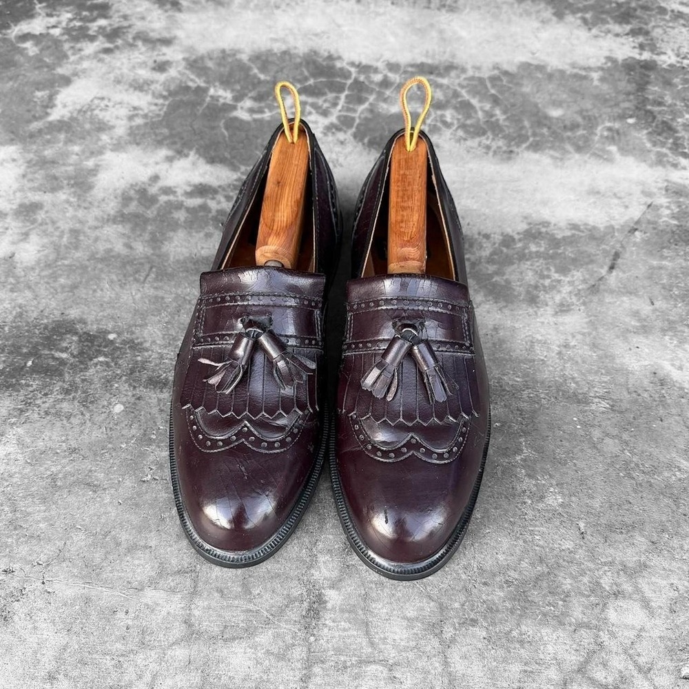 Vintage 90's Nunn Bush shiny leather wing tip  tassel loafers shoes 9 1/2 W